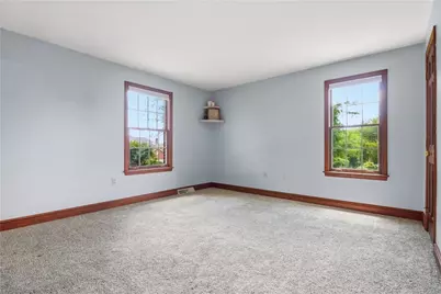 2450 Dogwood Drive, Pittsburgh, PA 15090 - Photo 23