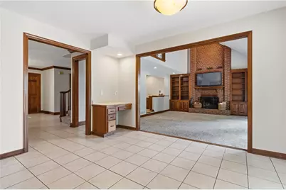 2450 Dogwood Drive, Pittsburgh, PA 15090 - Photo 13