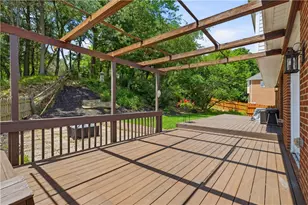 2450 Dogwood Dr, Pittsburgh, PA 15090 - Photo 43