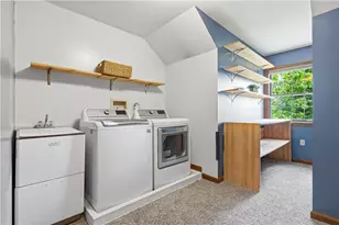 2450 Dogwood Dr, Pittsburgh, PA 15090 - Photo 35