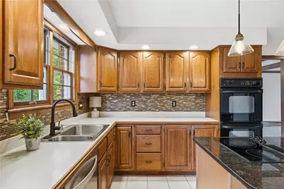 2450 Dogwood Drive, Pittsburgh, PA 15090 - Photo 15