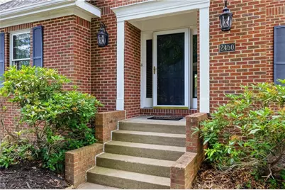 2450 Dogwood Drive, Pittsburgh, PA 15090 - Photo 3