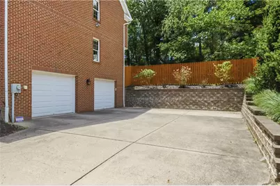 2450 Dogwood Drive, Pittsburgh, PA 15090 - Photo 47