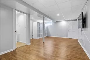 2450 Dogwood Dr, Pittsburgh, PA 15090 - Photo 37