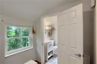 141 E Wedgewood Dr, Ross Twp, PA 15229 - Photo 27