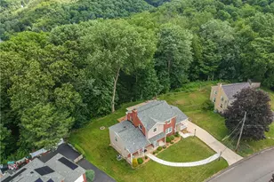 141 E Wedgewood Dr, Ross Twp, PA 15229 - Photo 39
