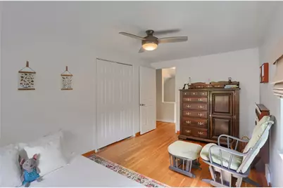 141 E Wedgewood Dr, Ross Twp, PA 15229 - Photo 25