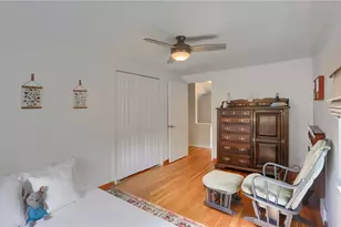 141 E Wedgewood Dr, Ross Twp, PA 15229 - Photo 25