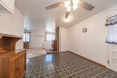 565 Anderson Avenue, Pittsburgh, PA 15239 - Photo 5