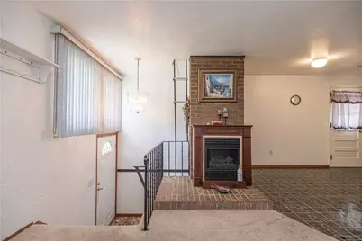 565 Anderson Avenue, Pittsburgh, PA 15239 - Photo 3