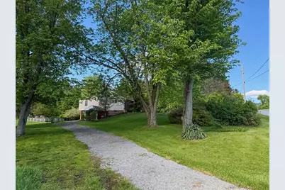 157 Todd Ln, Center Township, PA 15061 - Photo 31
