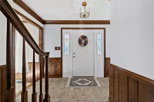 137 Field Club Dr, Robinson Twp, PA 15136 - Photo 5