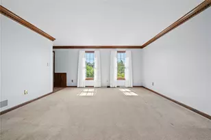 137 Field Club Dr, Robinson Twp, PA 15136 - Photo 7