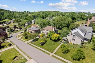 137 Field Club Dr, Robinson Twp, PA 15136 - Photo 43