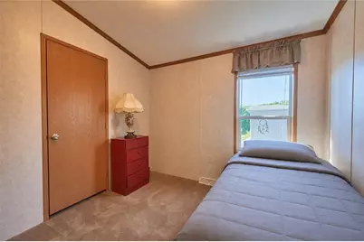 908 Chester, Cranberry Township, PA 16066 - Photo 17