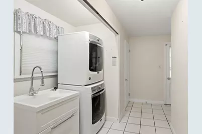 1307 Silver Lane, Robinson Twp, PA 15108 - Photo 17