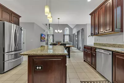 166 Eric Dr, Brighton Township, PA 15009 - Photo 5