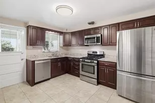 2623 Woodstock Pl, Pittsburgh, PA 15218 - Photo 13