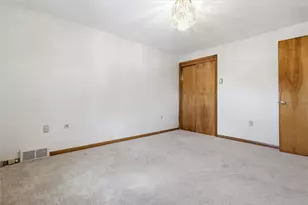 2623 Woodstock Pl, Pittsburgh, PA 15218 - Photo 27