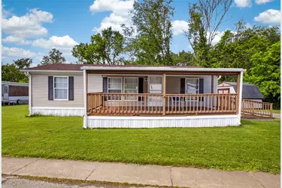 424 Castle Rd, Chartiers, PA 15301 - Photo 1