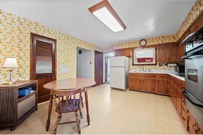 905 Watt Road, Washington Township, PA 15613 - Photo 11