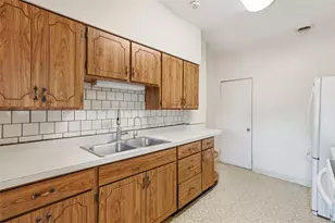 6358 Morrowfield Ave, Pittsburgh, PA 15217 - Photo 13