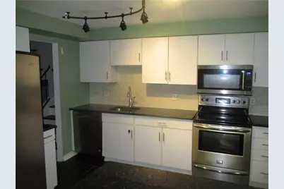 106 Larchwood Dr, Wilkins Township, PA 15145 - Photo 3