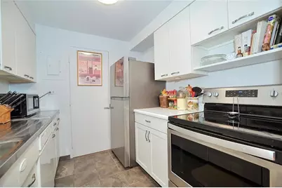 4625 Fifth Ave #211, Pittsburgh, PA 15213 - Photo 11