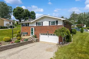 511 Newport Dr, Hempfield Township, PA 15601 - Photo 3
