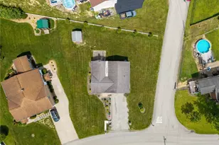 511 Newport Dr, Hempfield Township, PA 15601 - Photo 35