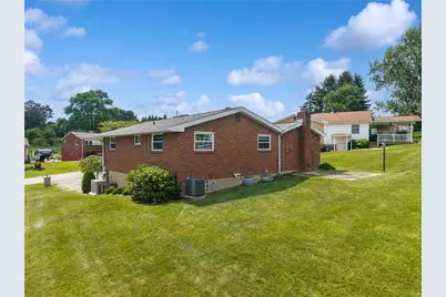 511 Newport Drive, Hempfield Township, PA 15601 - Photo 33