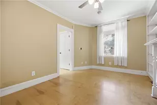4 Clarendon Pl, Friendship Park, PA 15206 - Photo 7