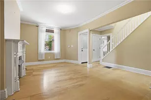 4 Clarendon Pl, Friendship Park, PA 15206 - Photo 13