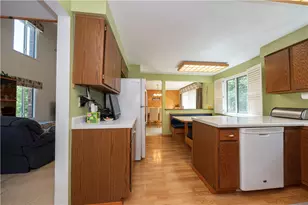 103 Cranston Dr, Moon/Crescent Twp, PA 15108 - Photo 9