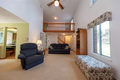 103 Cranston Dr, Moon/Crescent Twp, PA 15108 - Photo 5