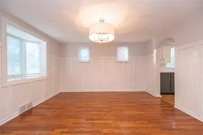 22 Herbst Rd, Kennedy Township, PA 15108 - Photo 9