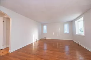 22 Herbst Rd, Kennedy Township, PA 15108 - Photo 7