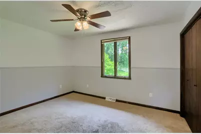 106 Colonial Way, Center Township, PA 15001 - Photo 21