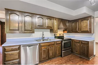106 Colonial Way, Center Township, PA 15001 - Photo 13