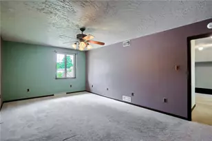 106 Colonial Way, Center Township, PA 15001 - Photo 23