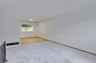 600 Joan St, Cranberry Township, PA 16066 - Photo 13