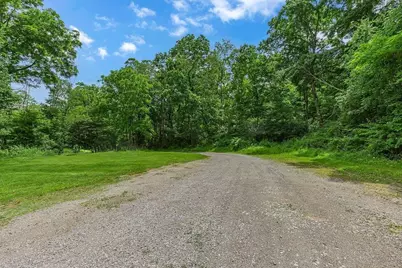 4025 Constitution Boulevard, Darlington Township, PA 16115 - Photo 29