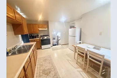 800 Ellsworth Ave, Jeannette, PA 15644 - Photo 17
