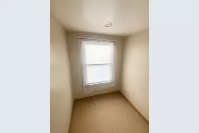 800 Ellsworth Ave, Jeannette, PA 15644 - Photo 25