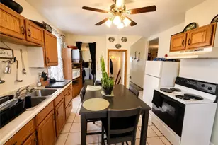 800 Ellsworth Ave, Jeannette, PA 15644 - Photo 35