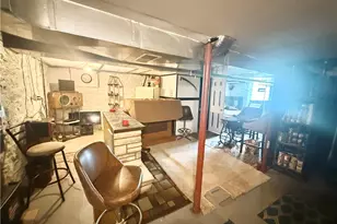 800 Ellsworth Ave, Jeannette, PA 15644 - Photo 5