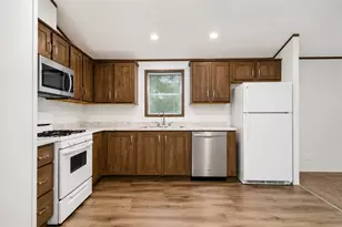 211 N Boyd Dr, Buffalo Township, PA 16055 - Photo 9
