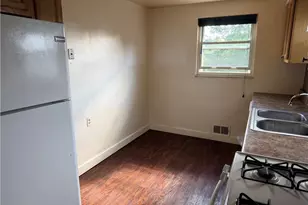1677 Dunluce Dr, Pittsburgh, PA 15037 - Photo 15
