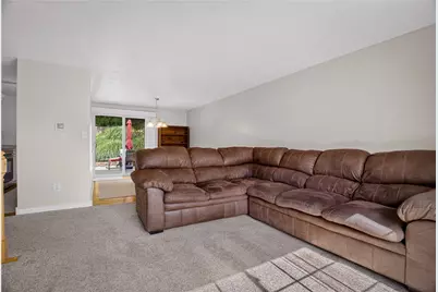 190 Deer Dr, South Strabane, PA 15301 - Photo 3