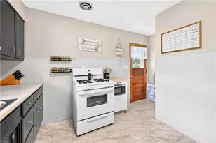 1642 Rostraver Rd, Rostraver, PA 15012 - Photo 11